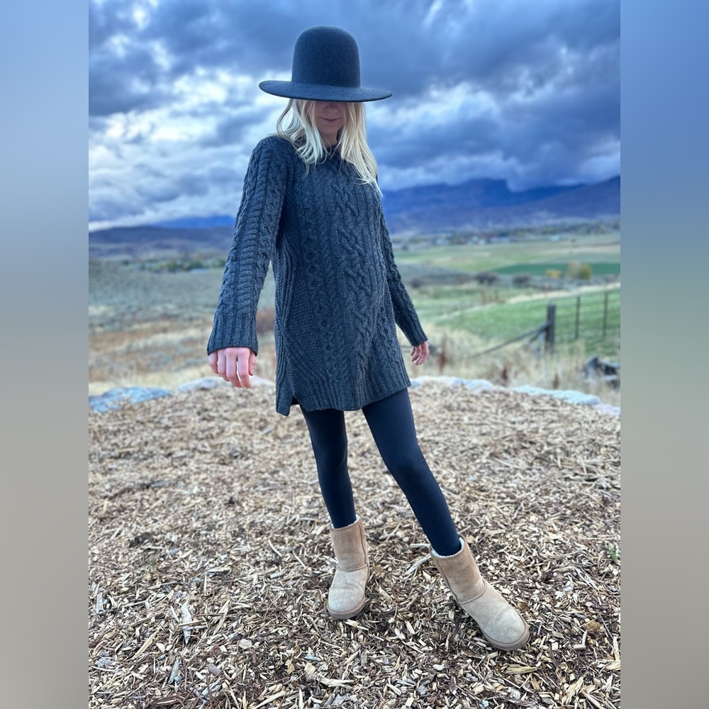❄️🐑100% Merino Wool Tunic Sweater Inis Crafts | Women’s Small | Made in Ireland
